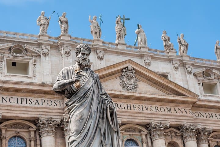 Rome Full-Day Private Walking Tour — Colosseum, Roman Forum & Vatican Museums photo 3