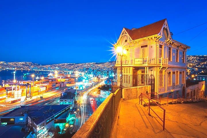 Private Full-Day Valparaíso & Viña del Mar Tour from Santiago — Street Art, Sea Lions & Funiculars