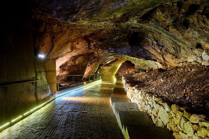 Lipa Cave Guided Tour Montenegro: 1-Hour Underground Adventure Near Budva photo 4