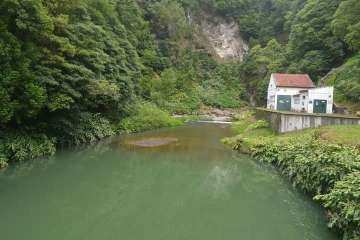 Hike Salto do Cabrito to Lagoa do Fogo and Caldeira Velha Hot Springs photo 6