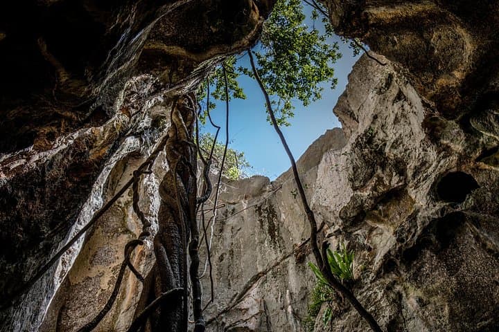 Capricorn Caves Capricorn Explorer: Off-Trail Cave Adventure near Rockhampton photo 2