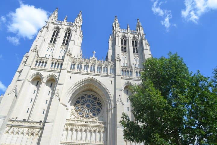 Night Sights of Washington: Private 4-Hour Monuments & Landmarks Tour photo 4