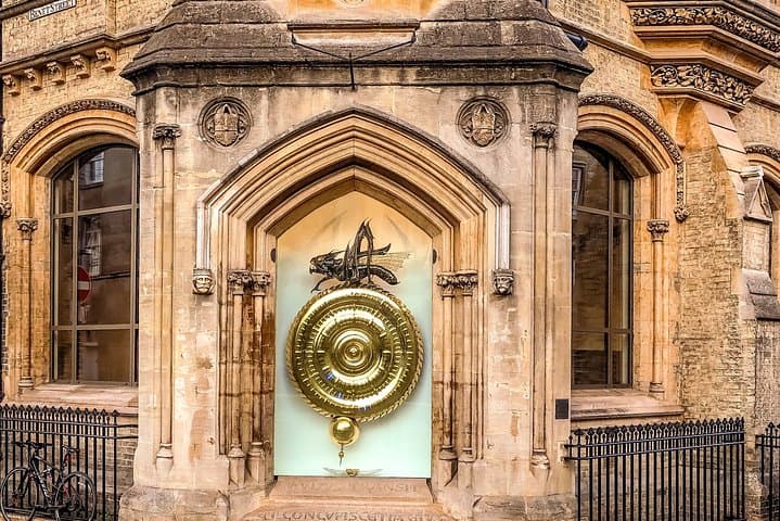 Secrets of King's College Cambridge: Hawking, Darwin & Newton Walking Tour photo 1