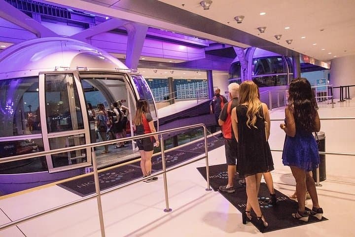 High Roller Happy Half Hour: Vegas Observation Wheel with Open Bar photo 3