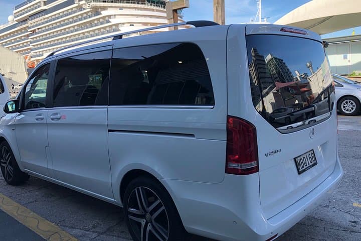 Auckland Luxury Golf Transfers: Private Shuttle to Top Courses photo 5