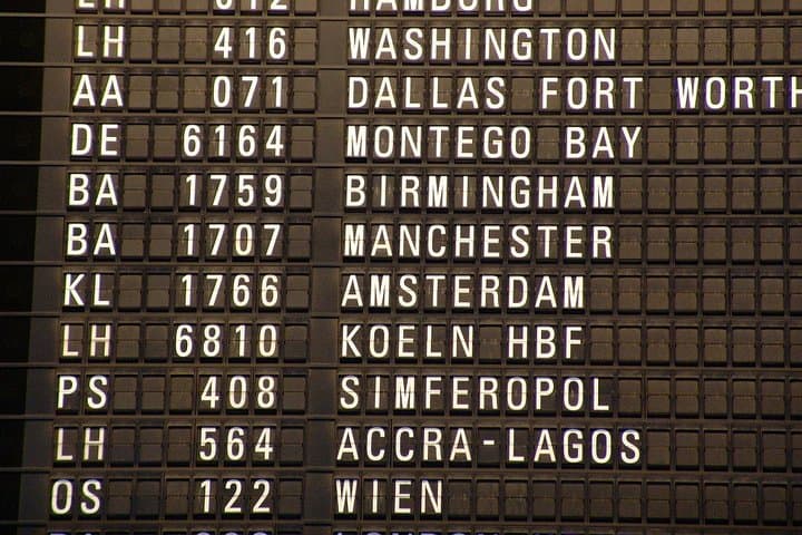 Private Washington DC Airport Transfer: One-Way Luxury Hotel or Airport Pickup photo 2