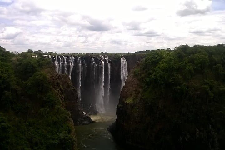 Leap From Victoria Falls Bridge — Bungee Over the Zambezi Gorge photo 6