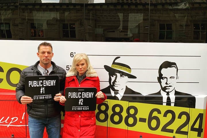 Chicago Night Crimes Tour by Bus: Explore Al Capone’s Chicago After Dark