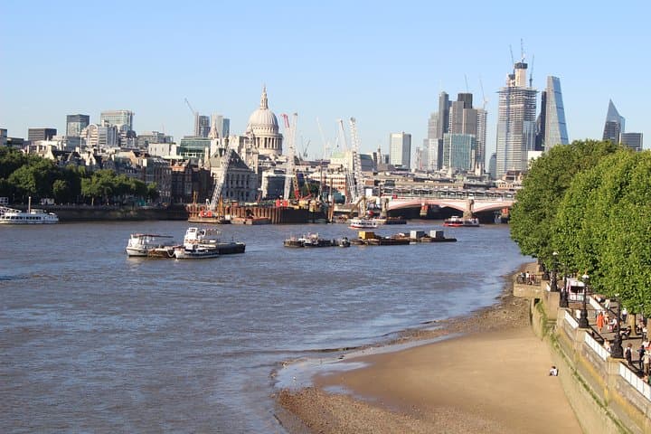 Private Guided South Bank Walking Tour: Shard, Borough Market & St Paul's photo 2
