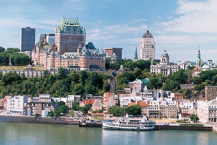 Historic Old Québec Walking Tour: 2-Hour Guided Stroll Through New France photo 3