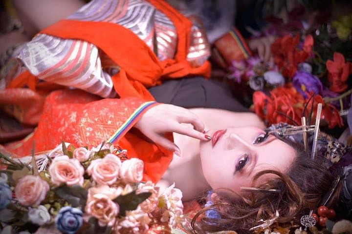 Oiran Makeover and Photoshoot in Niigata: Private Traditional Costume Experience photo 4