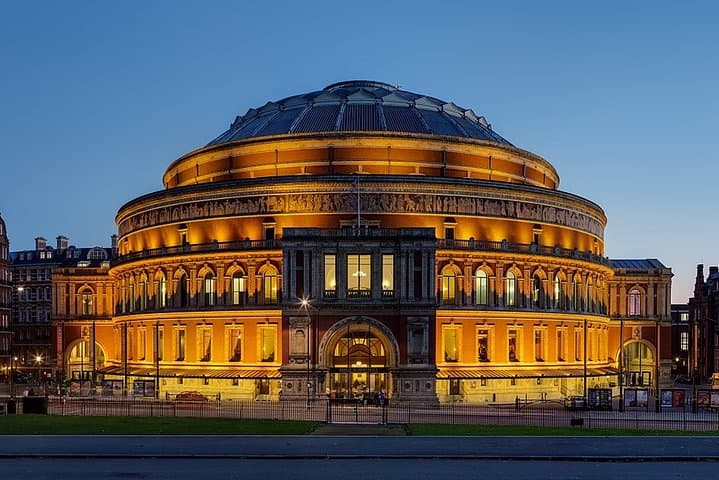 Executive Half-Day Private London Tour — Buckingham Palace, Westminster & More photo 5