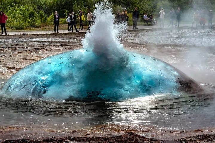 Private Golden Circle Tour from Reykjavik: Thingvellir, Geysir & Gullfoss in One Day photo 4
