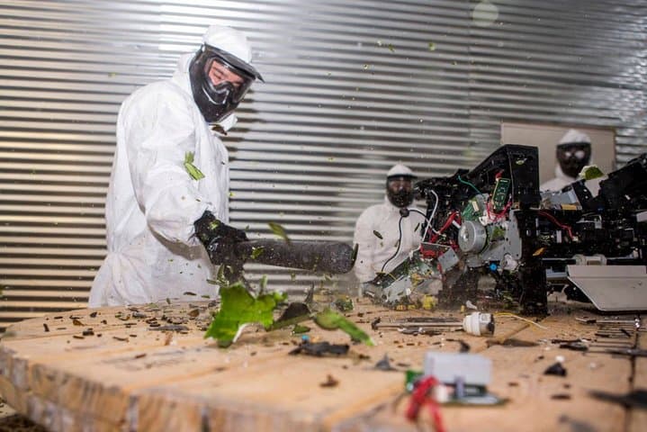 Wreck Room Las Vegas: Smash Therapy Near the Strip — 30-Minute Destruction Session photo 2