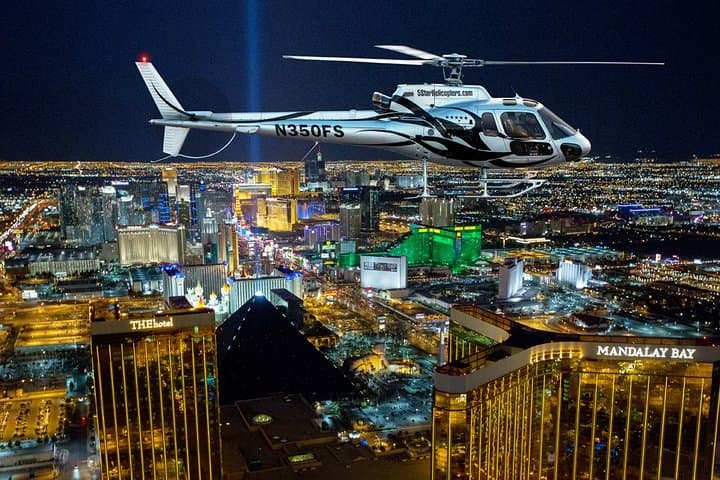 Las Vegas Helicopter Night Strip Flight: Dine & Soar Over the Strip
