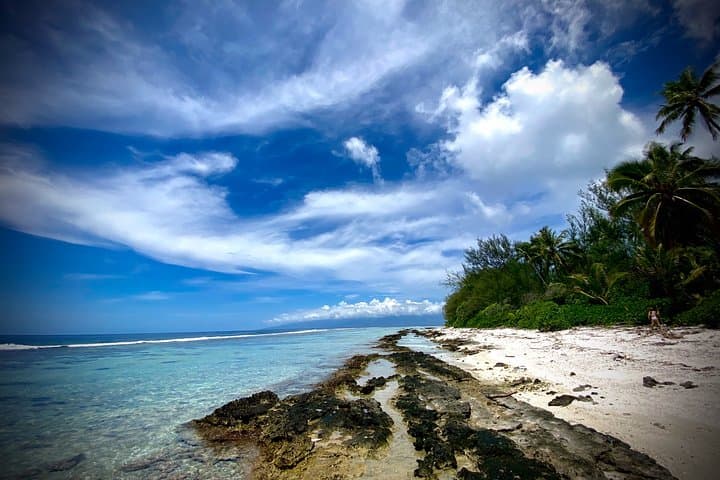 Moorea Day Tour: Mountains, Beaches & Waterfalls with Local Guides photo 6