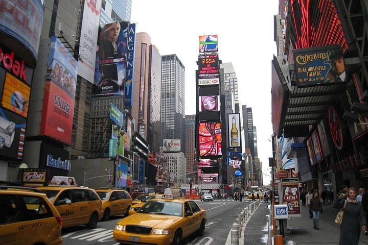 JFK to Manhattan Private Sedan Transfer — Fast, Reliable Airport Ride photo 6