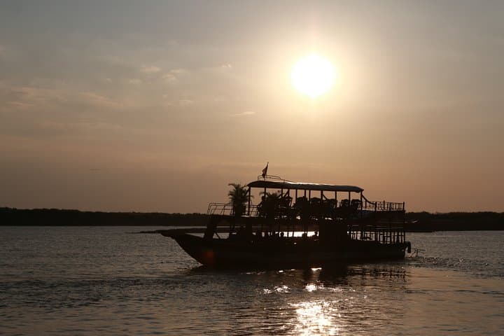 8-day-cambodia-three-cities-phnom-penh-battambang-siem-reap photo 2