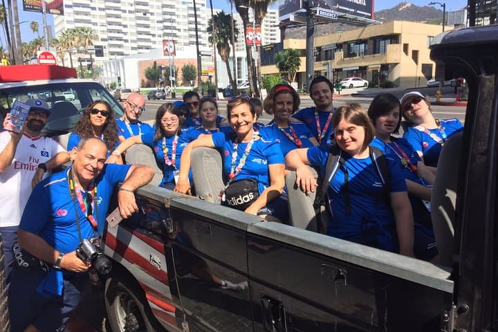 Hollywood and Beverly Hills Bus Tour: Insider Guide to LA's Iconic Sights photo 3