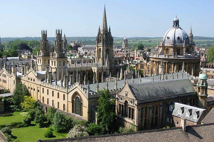 Oxford, Shakespeare Country & Cotswold Private Day Tour from London photo 4