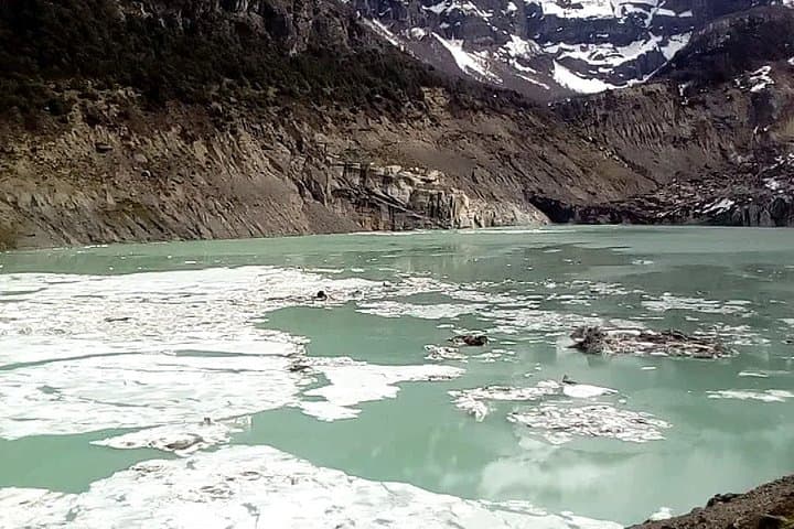 Cerro Tronador & Ventisquero Negro Glacier Day Trip from Bariloche photo 2