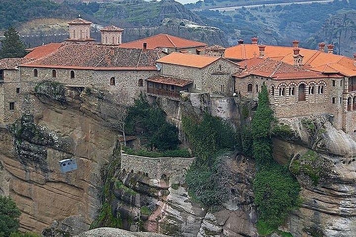 Meteora Monasteries & Thermopylae: Private Full-Day Tour from Athens photo 2