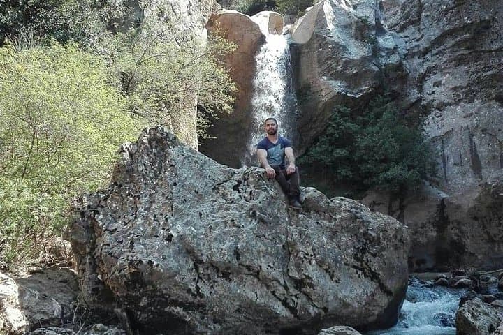 Beirut Mountain-to-Valley Hiking Tour: Lakes, Views, and Agricultural Landscapes photo 2