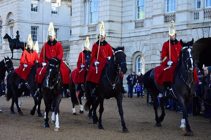 Full-Day Private London Tour: Custom Chauffeur-Driven London Sightseeing