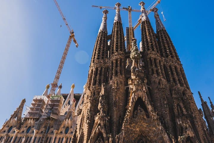 Private 5-Day Barcelona & Montserrat: Gaudí, Gothic Quarter & Montserrat Abbey photo 2