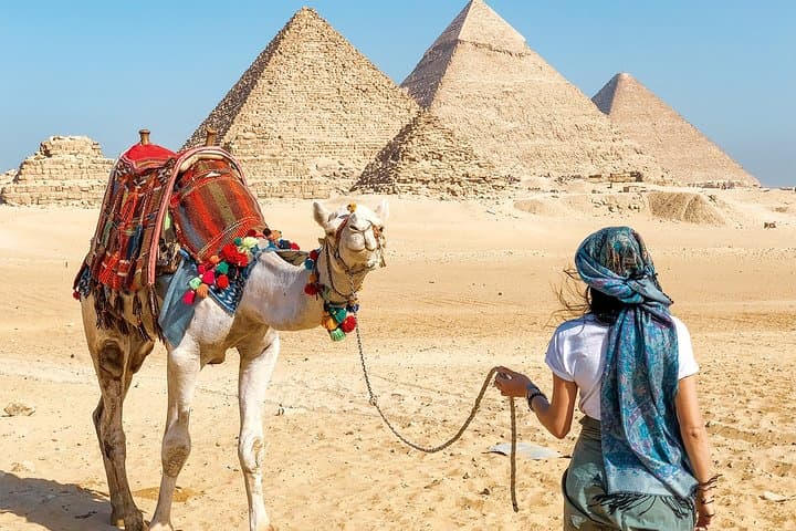 Private Day Tour to Giza Pyramids, Sphinx, Memphis & Saqqara from Cairo photo 4