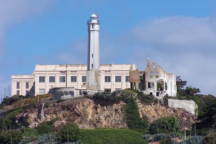 Private Alcatraz Walking Tour from San Francisco — Ferry Ride, Prison Cells & Guided History photo 4