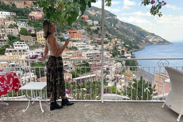 Positano Local Walking Tour: Church, Cliff Lanes & Coastal Flavors photo 4