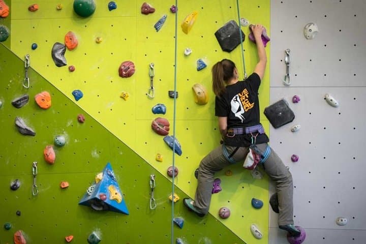 Private Indoor Climbing Lesson in Cortina d'Ampezzo on 24m Walls