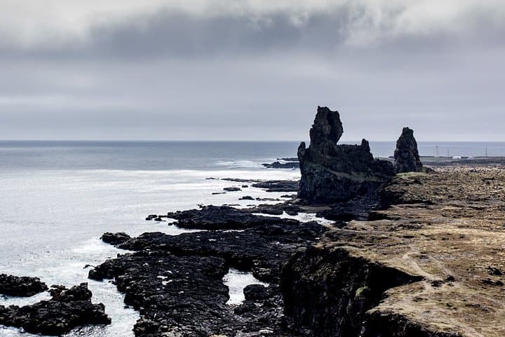 Snaefellsnes Peninsula Private Tour: Glacier Views, Basalt Cliffs & Kirkjufell photo 4