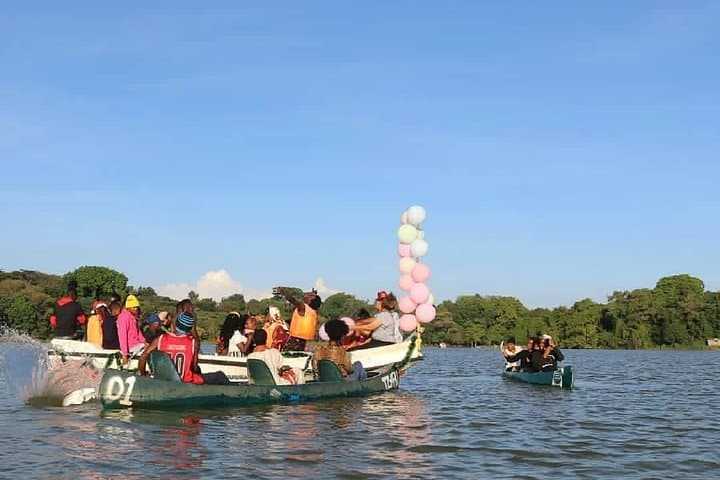 Lake Duluti Day Trip: Canoeing, Birdwatching & Forest Walks near Arusha photo 4