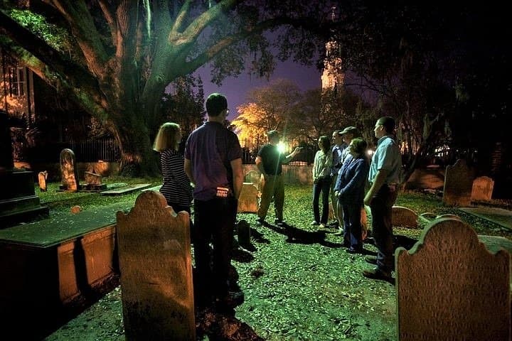 Charleston Ghost & Graveyard Night Tour — Guided After-Dark Walking Experience