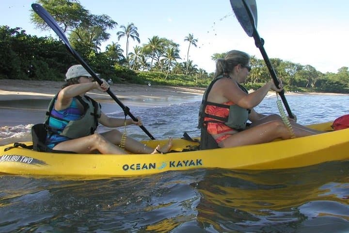 Ukumehame West Side Kayak & Snorkel: Olowalu Reef Discovery photo 3