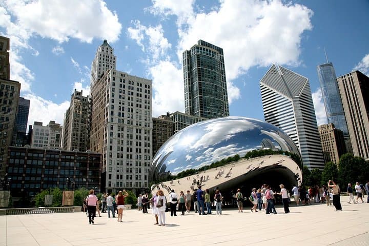 Chicago O'Hare to Downtown Private Luxury SUV Transfer photo 5