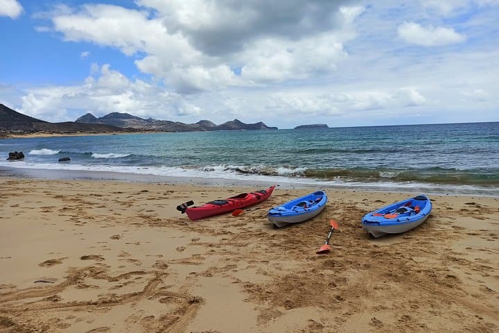Calheta Kayak Tour: Paddle to Cal Islet and Zimbralinho on Porto Santo