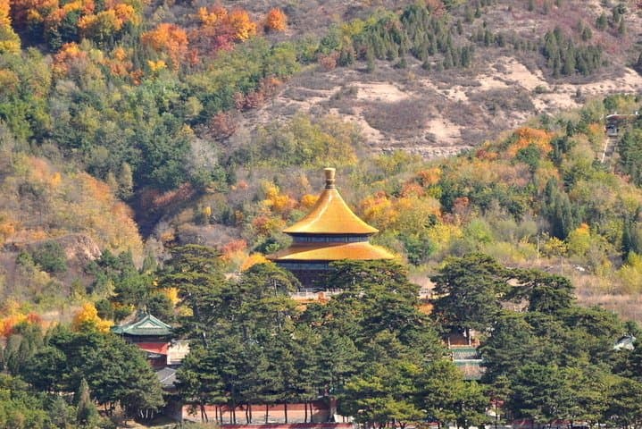 2-Day Chengde Summer Resort & Eight Outer Temples Tour from Beijing — UNESCO Qing Retreat photo 5