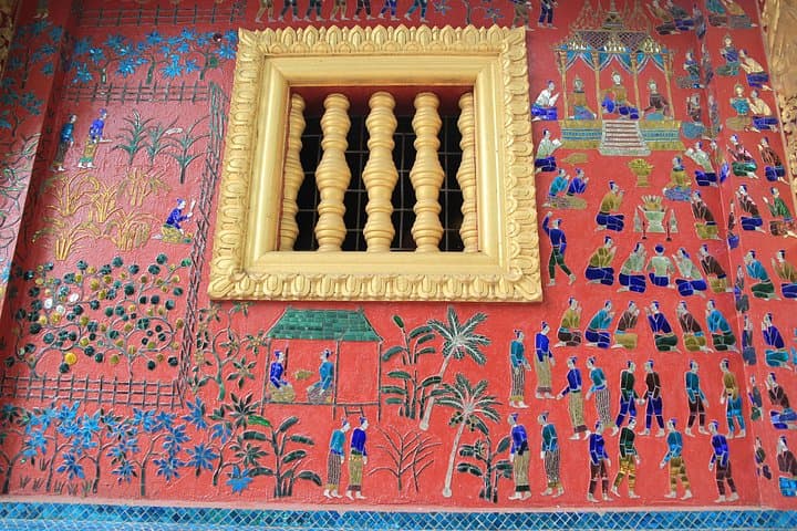 Full-Day Luang Prabang City Tour: Temples, Mount Phousi & Royal Palace photo 6