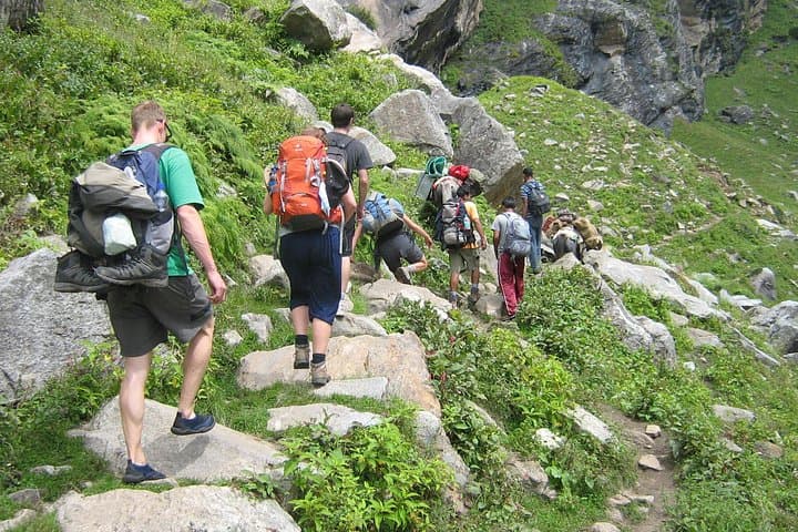 Hamta Pass Trek: 4-Day Private Manali to Lahaul High-Altitude Crossing