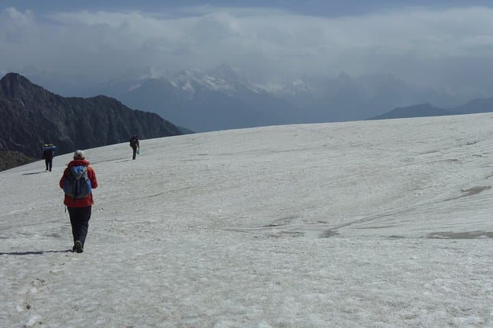 5-Day Indrahar Pass Trek from McLeod Ganj — 4,342m Dhauladhar Crossing