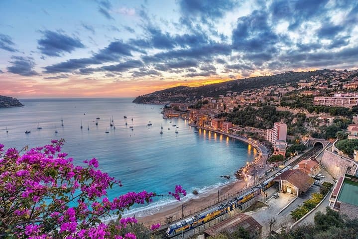 Côte d'Azur Highlights: Cannes, Antibes, Nice, Èze & Monaco in One Day photo 3