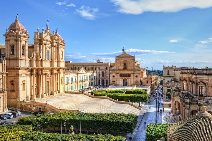 Syracuse, Ortigia & Noto Day Trip from Catania — Full-Day Walking Tour photo 4
