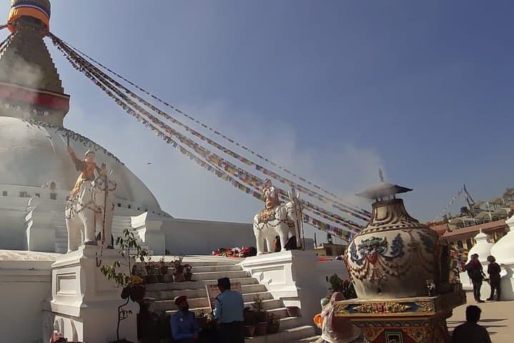 Guided Visit to Swayambhunath and Boudhanath Stupas in Kathmandu photo 3