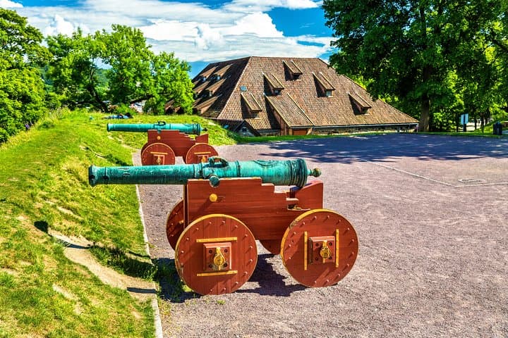 Oslo Highlights: Kon-Tiki Museum & Bygdøy Walking Tour photo 3