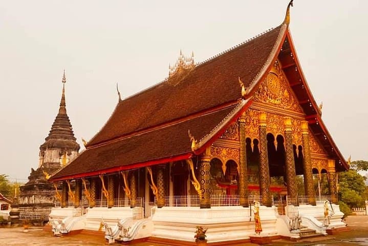 six-day-northern-laos-temples-waterfalls-and-caves photo 3