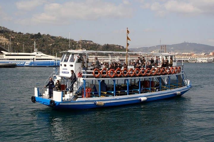 Las Golondrinas 40-Min Port of Barcelona Sightseeing Cruise photo 1