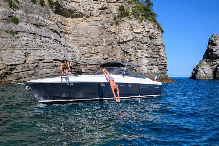 Sailing the Amalfi Coast: Positano & Amalfi Private Boat Tour photo 4